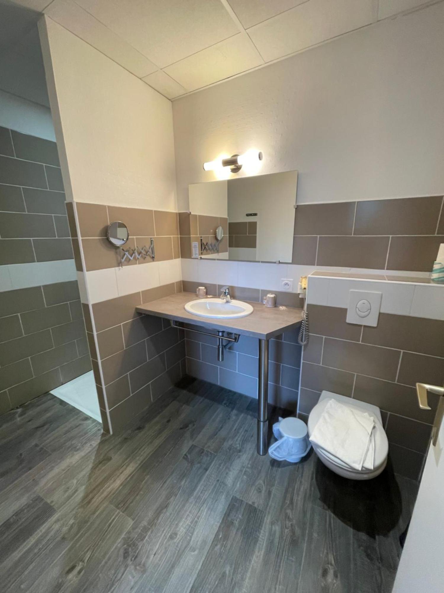 Le Relax Hotel Aurillac Ngoại thất bức ảnh