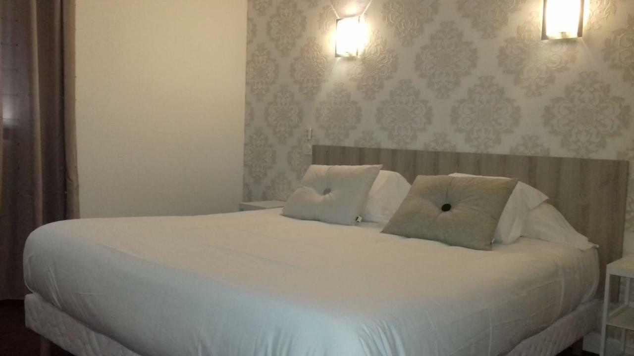 Le Relax Hotel Aurillac Ngoại thất bức ảnh